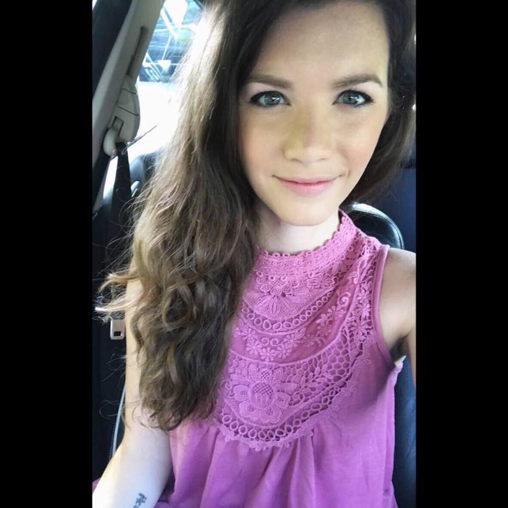 Meet your Posher, Hailey